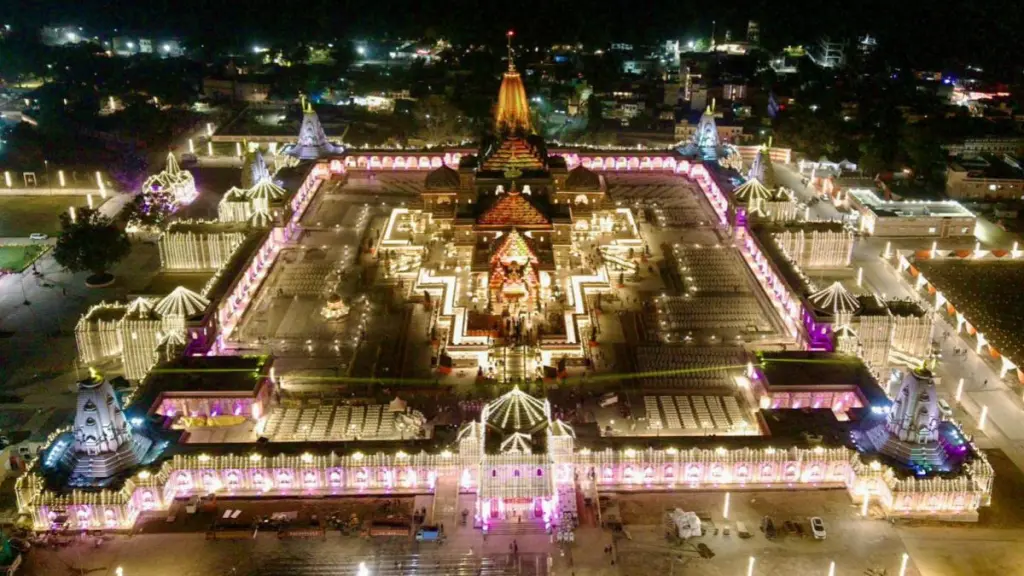 Ram Mandir Darshan evening view